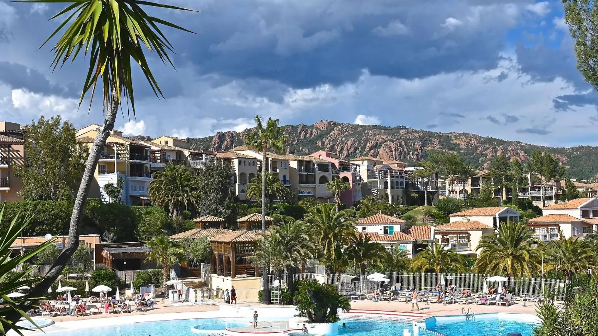 Holiday Home Village Cap Esterel - Le Hameau-36 By Interhome Drammont 法国